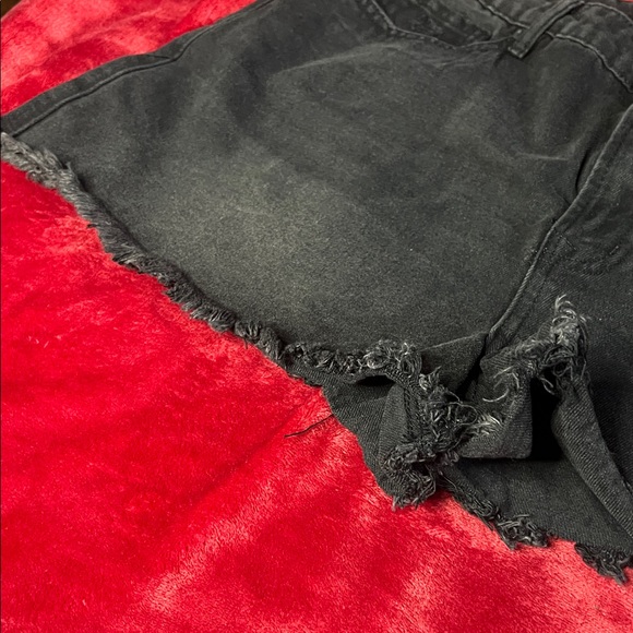 BBJ Los Angeles Charcoal Frayed Jean Shorts - Picture 6 of 11